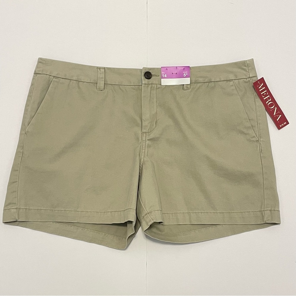 NWT Merona Women's Tan Khaki Shorts Size 14